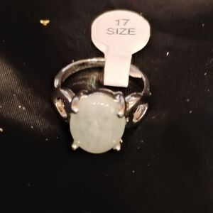 Gorgeous White Moonstone Size 7 Silver Plated Ring